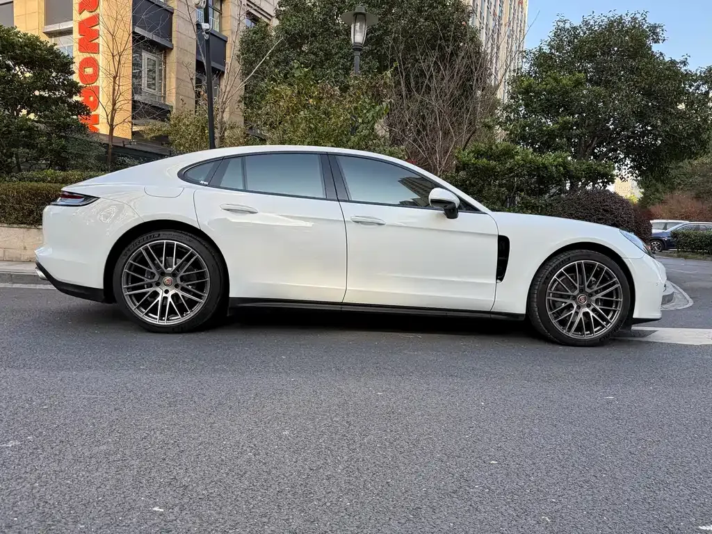 Porsche Panamera — фото 2