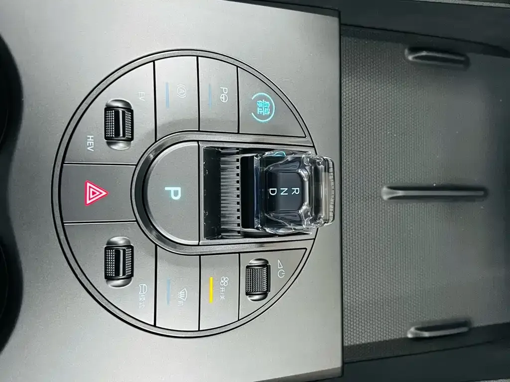BYD Seal 06 — фото 9