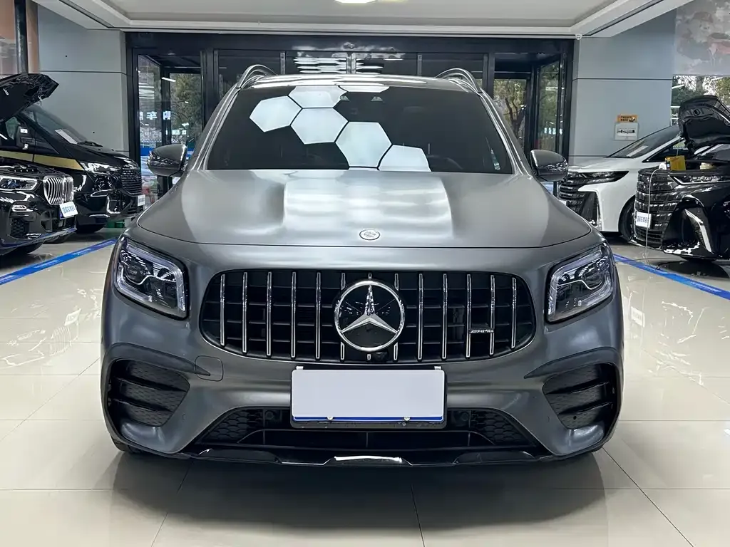 Mercedes-Benz GLB AMG — фото 4