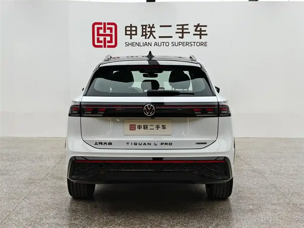 Volkswagen Tiguan L — фото 8