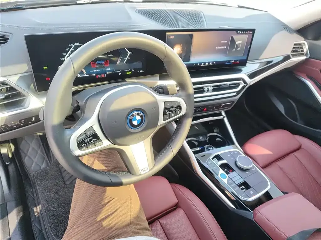 BMW i3 — фото 2