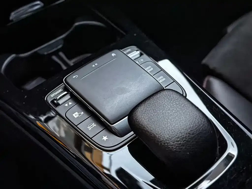Mercedes-Benz CLA (Import) — фото 8