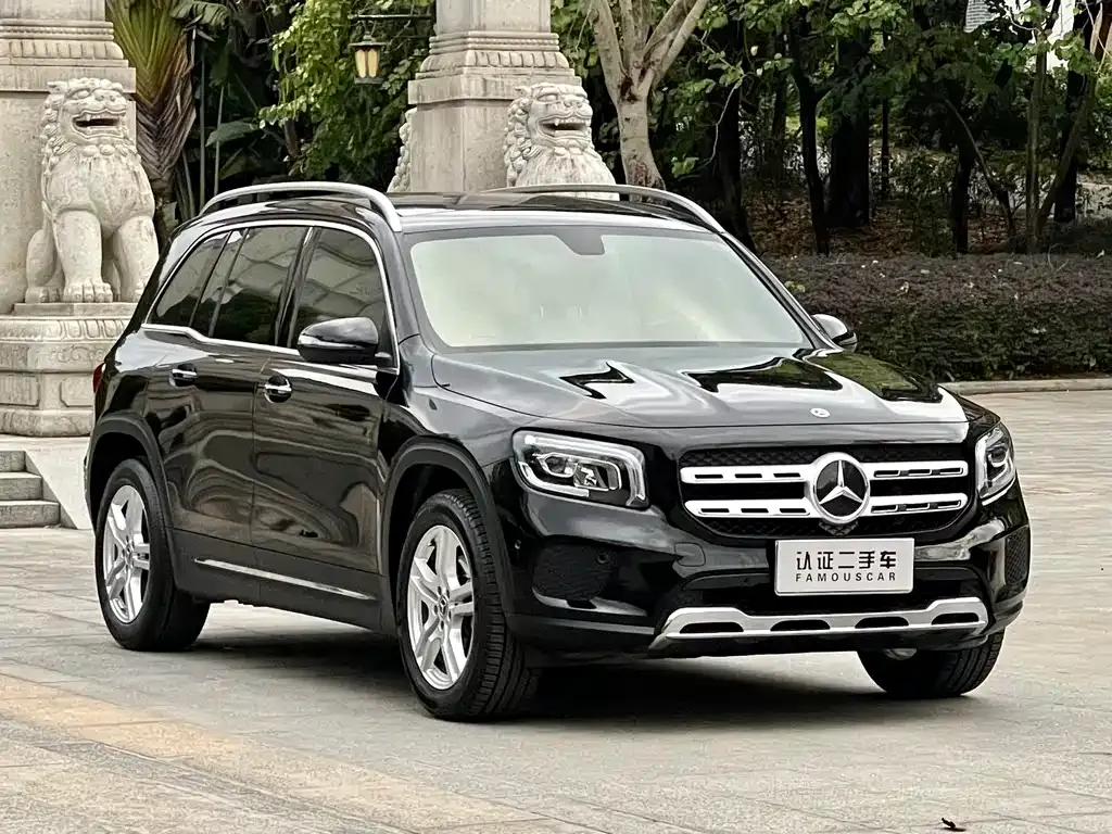 Mercedes-Benz GLB — фото 2