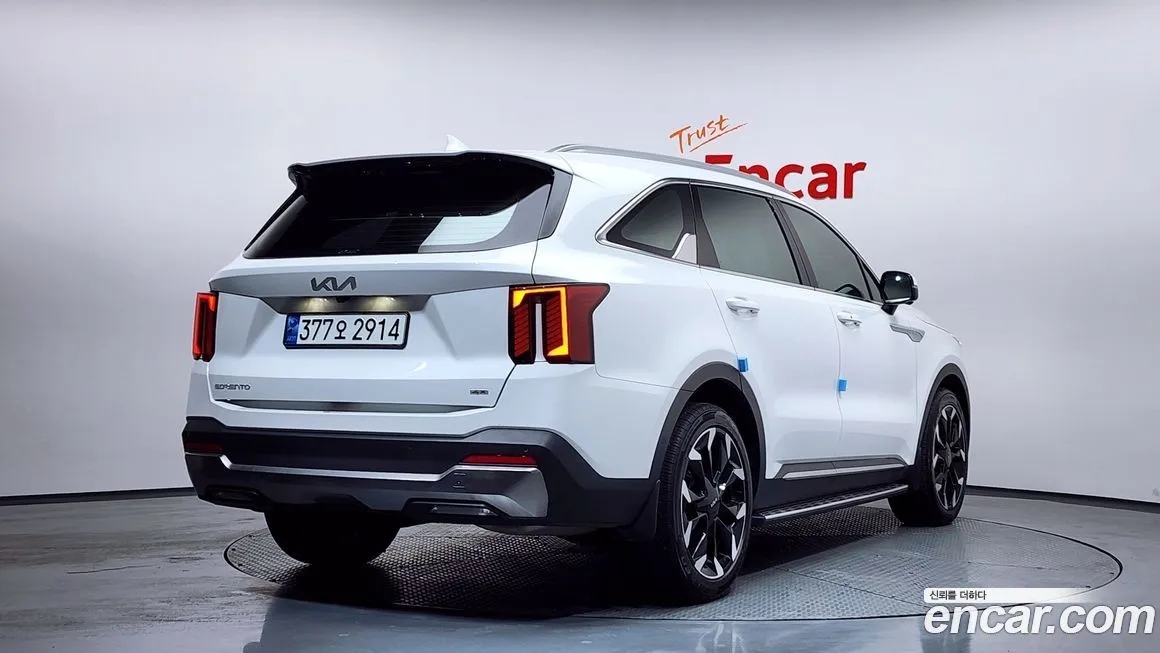 Kia Sorento — фото 6