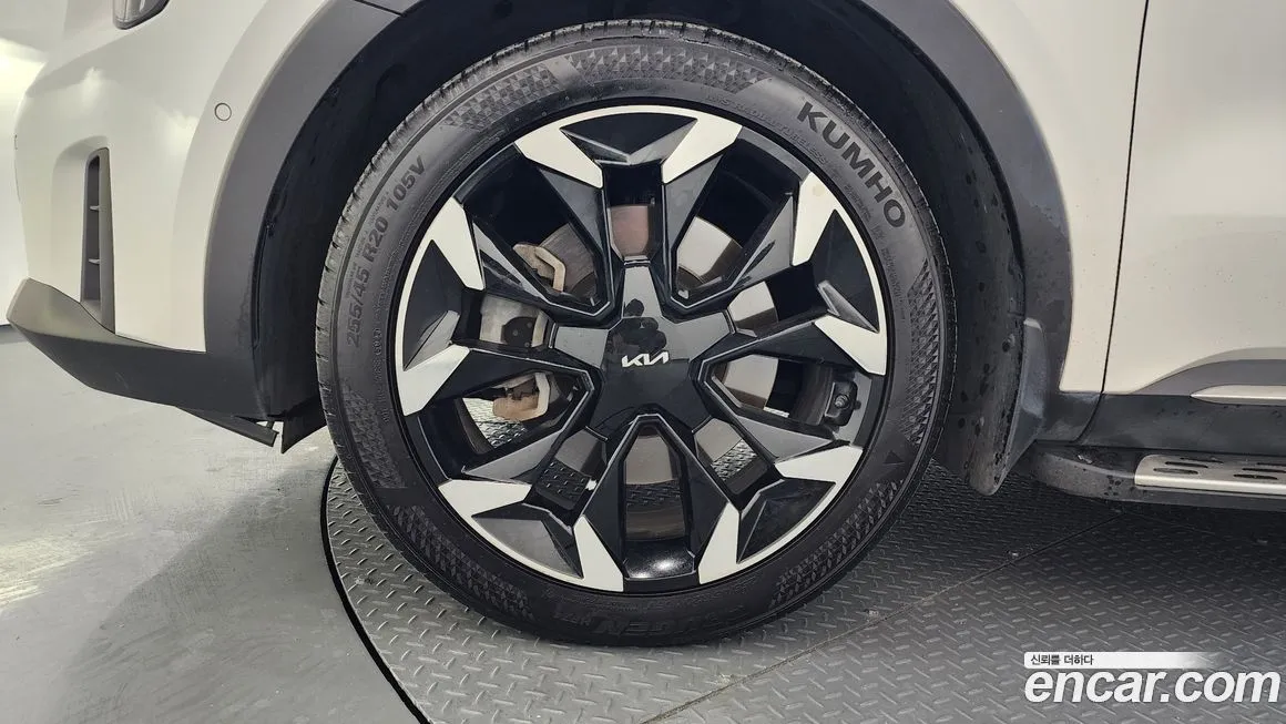 Kia Sorento — фото 7