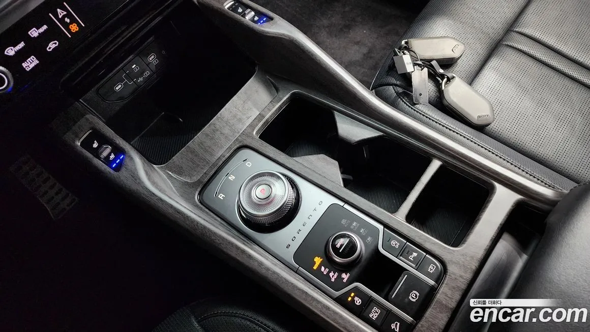 Kia Sorento — фото 5