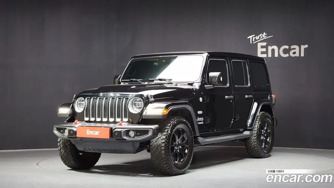 Jeep Wrangler — фото 1