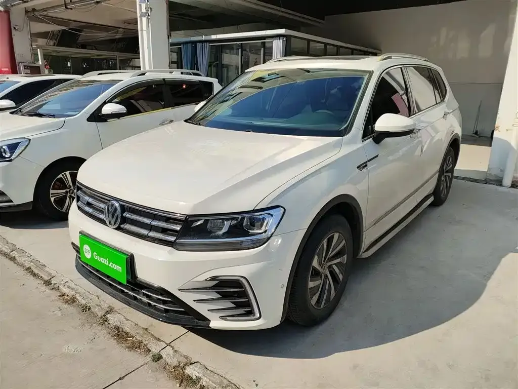 Volkswagen Tiguan L New Energy — фото 1