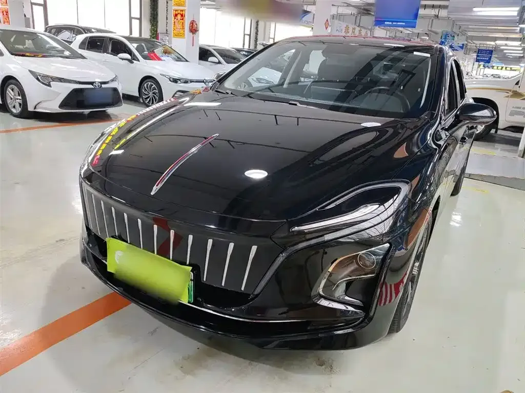 Hongqi E-QM5 — фото 4