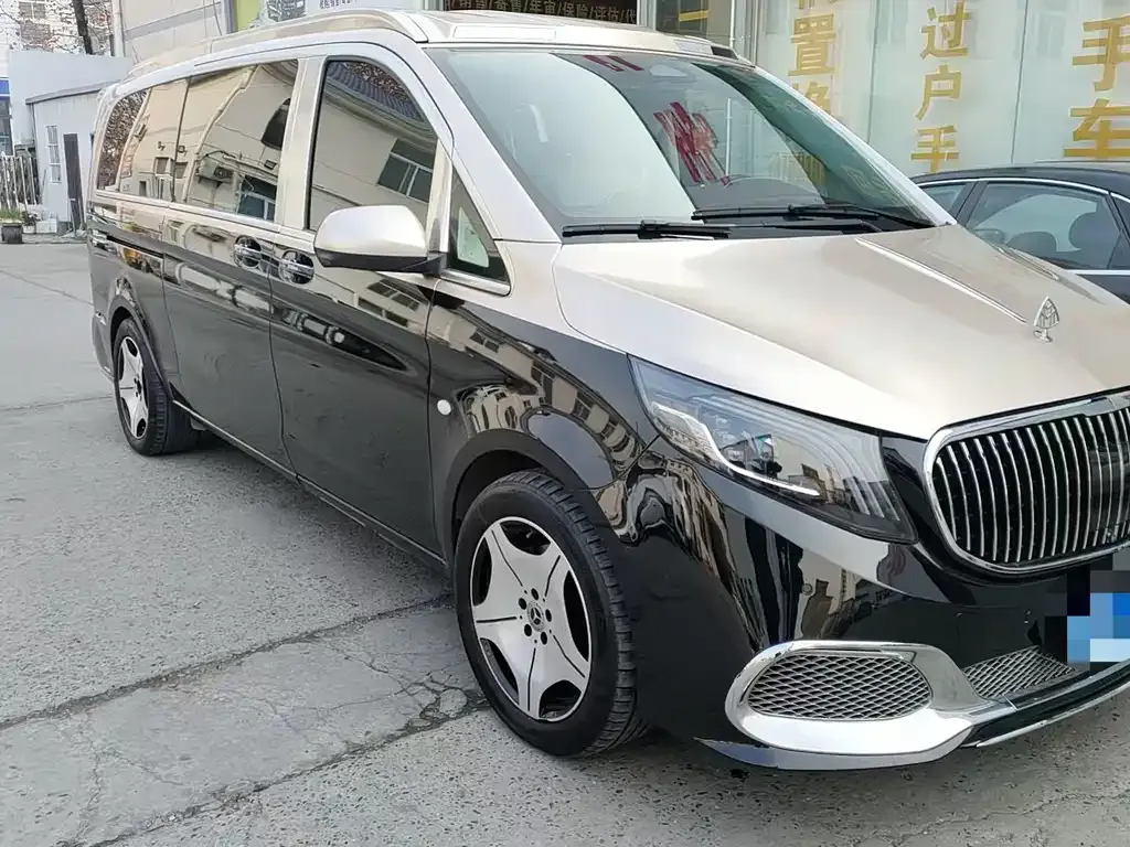 Mercedes-Benz Vito — фото 1