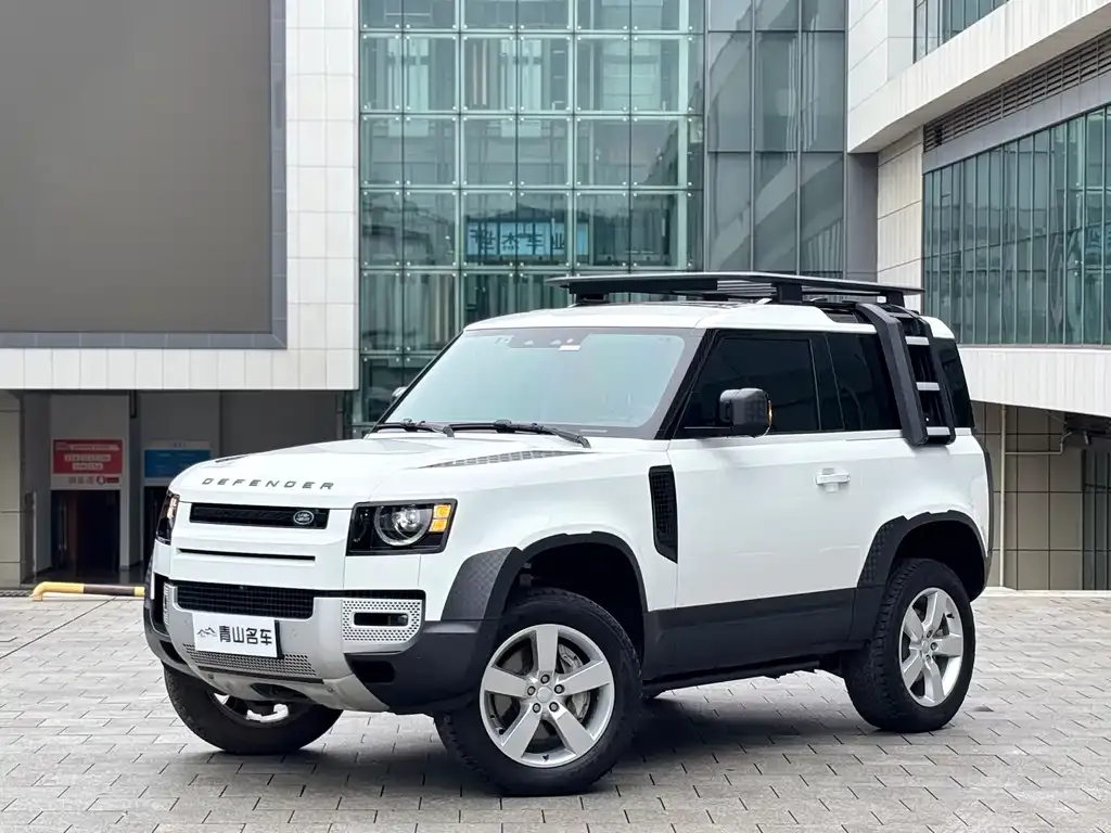 Land Rover Defender — фото 1