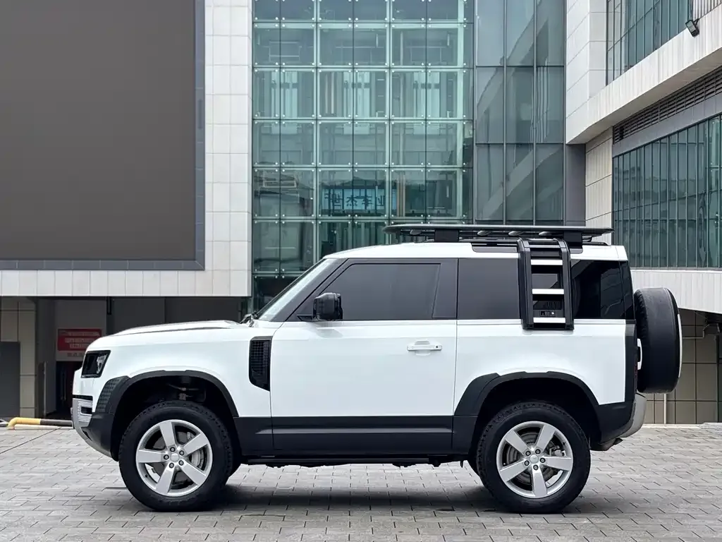 Land Rover Defender — фото 7