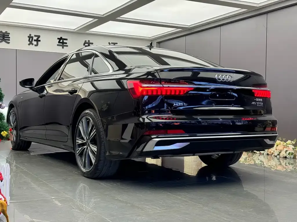 Audi A6L — фото 4