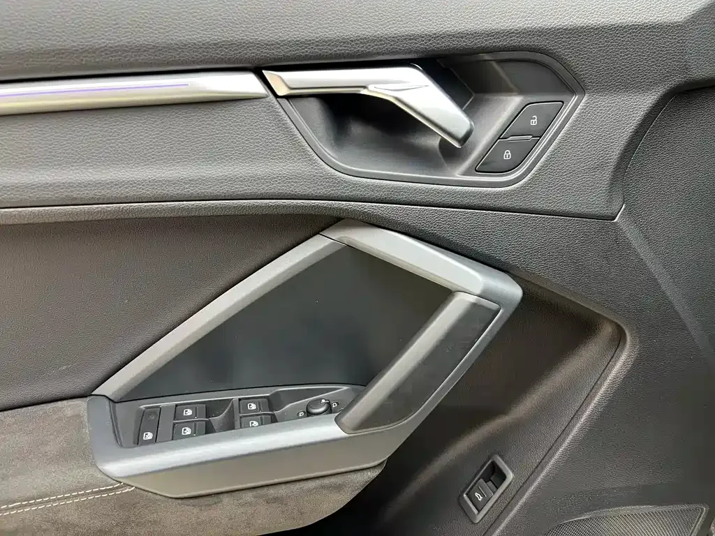 Audi Q3 Sportback — фото 4