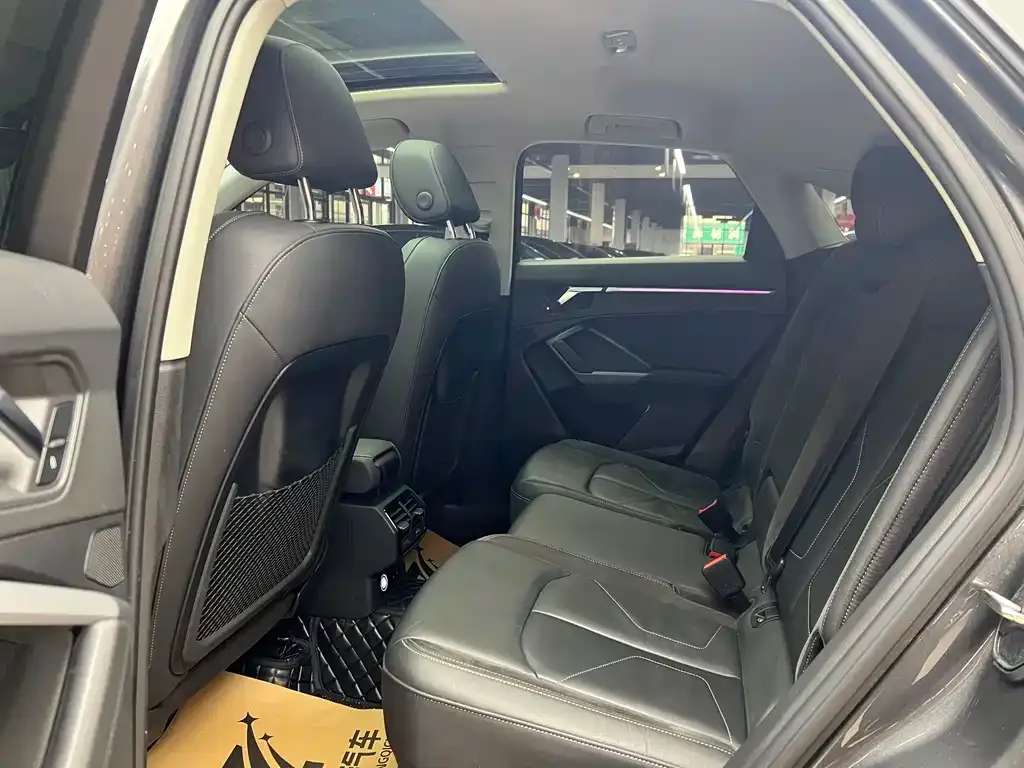 Audi Q3 Sportback — фото 3