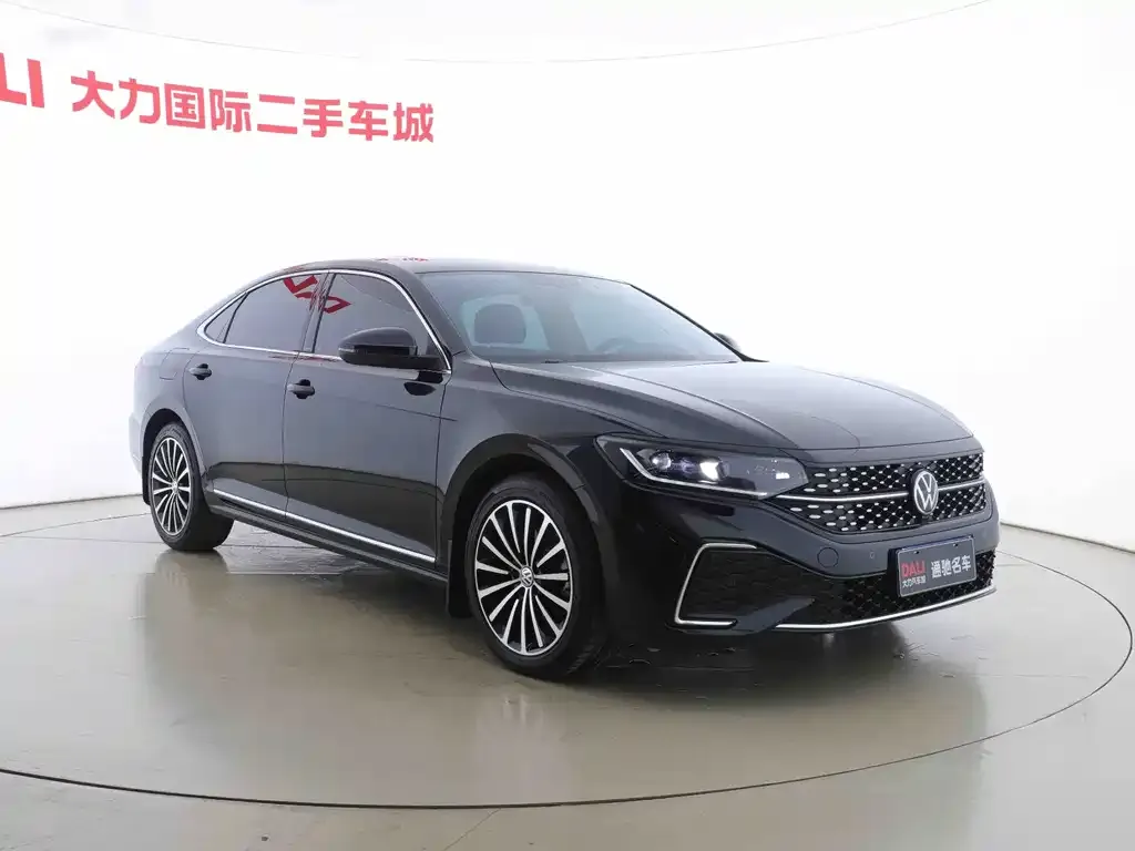 Volkswagen Passat — фото 2