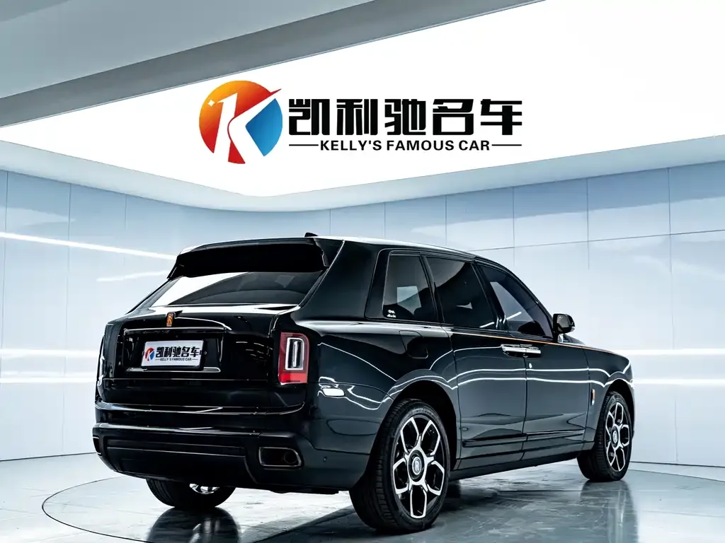 Rolls-Royce Cullinan — фото 10