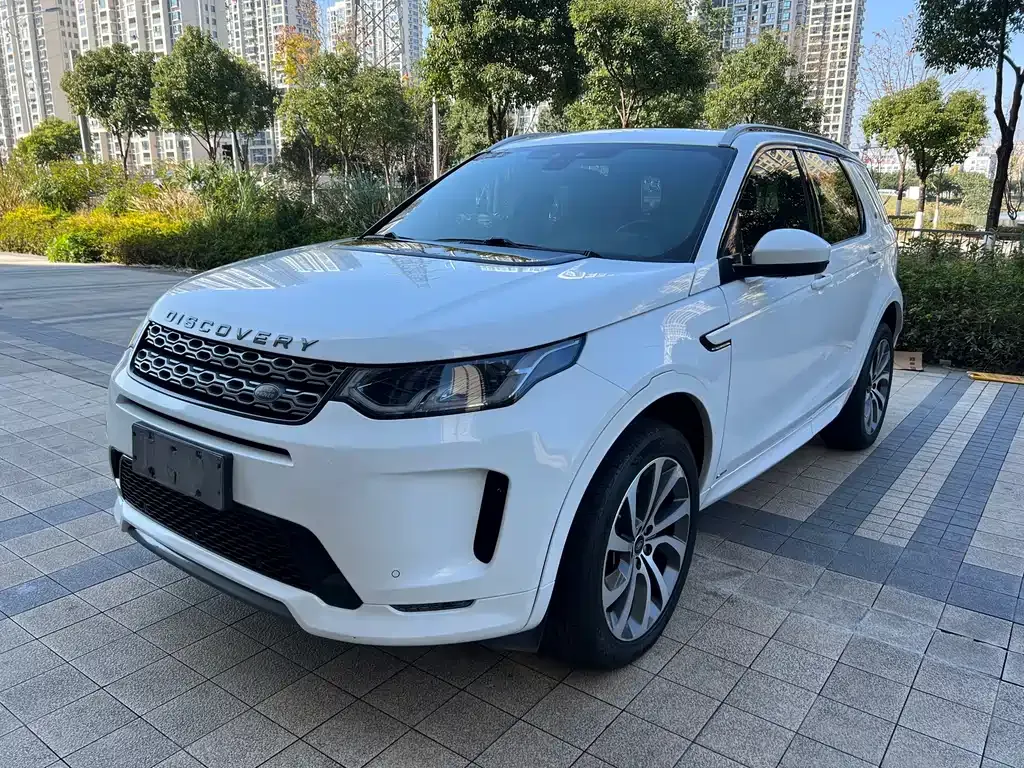 Land Rover Discovery Sport — фото 1