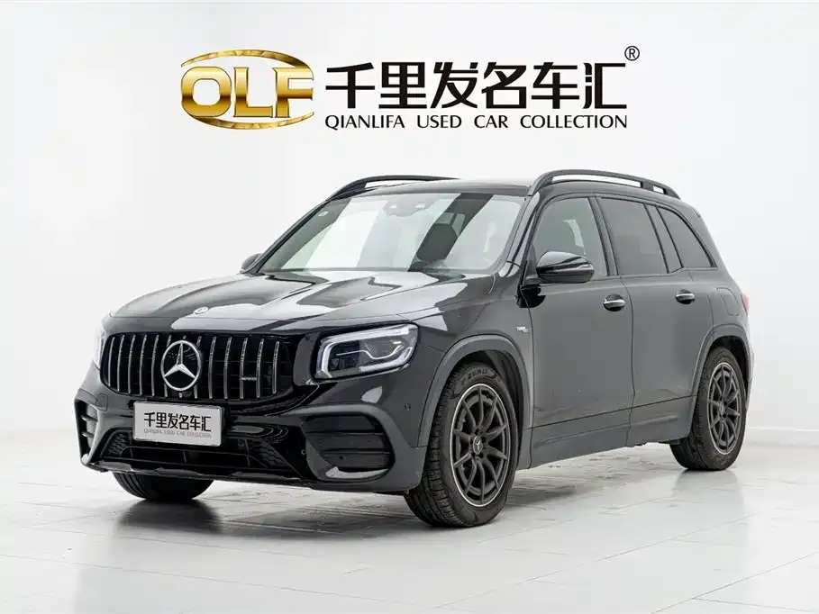 Mercedes-Benz GLB AMG — фото 1