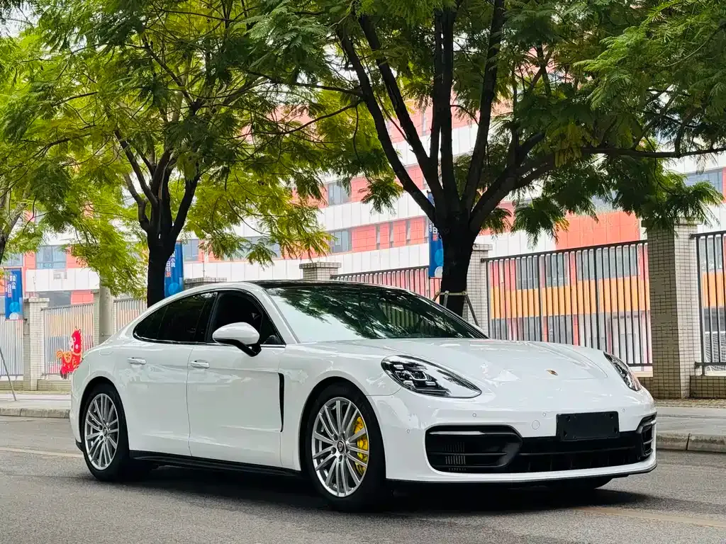 Porsche Panamera — фото 10