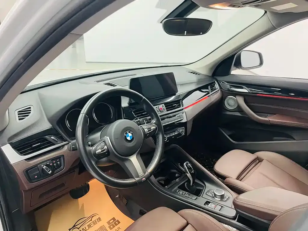 BMW X1 — фото 10
