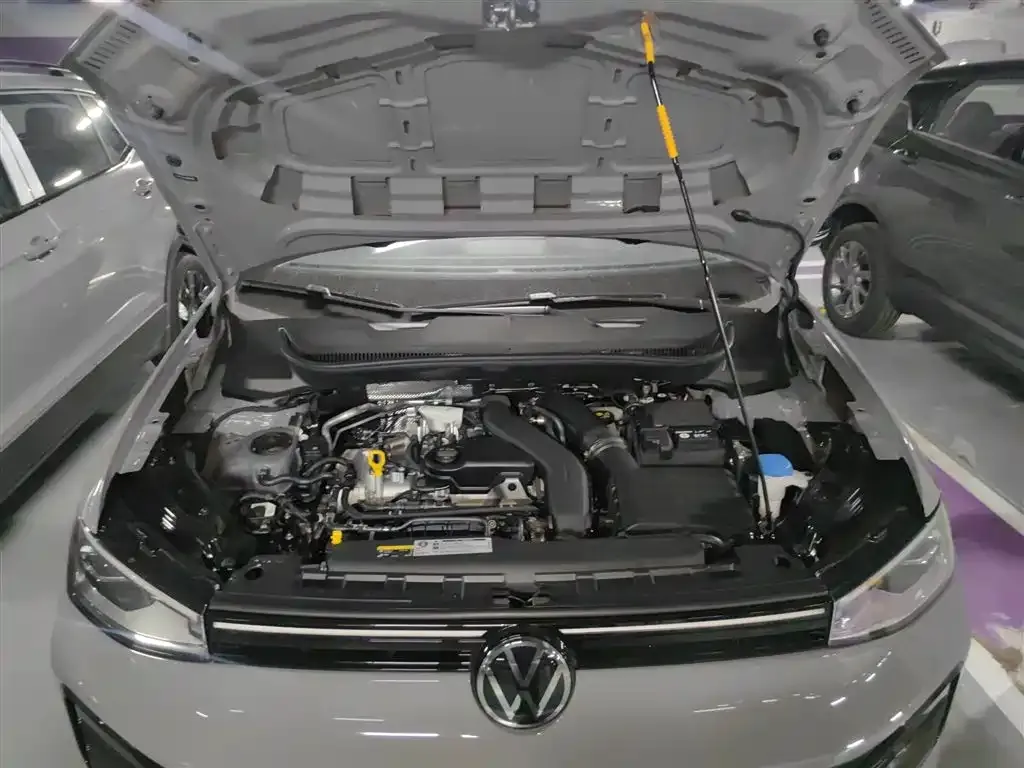 Volkswagen Tharu — фото 10