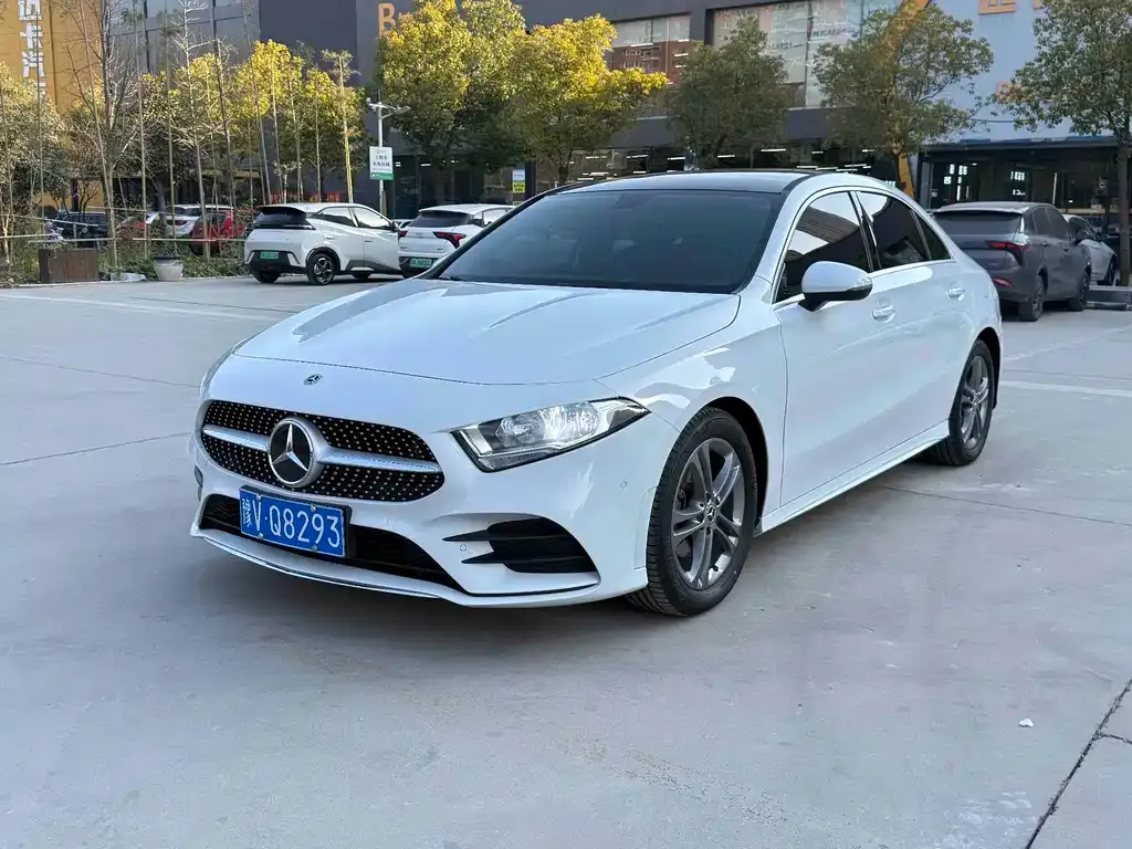 Mercedes-Benz A-Class — фото 1