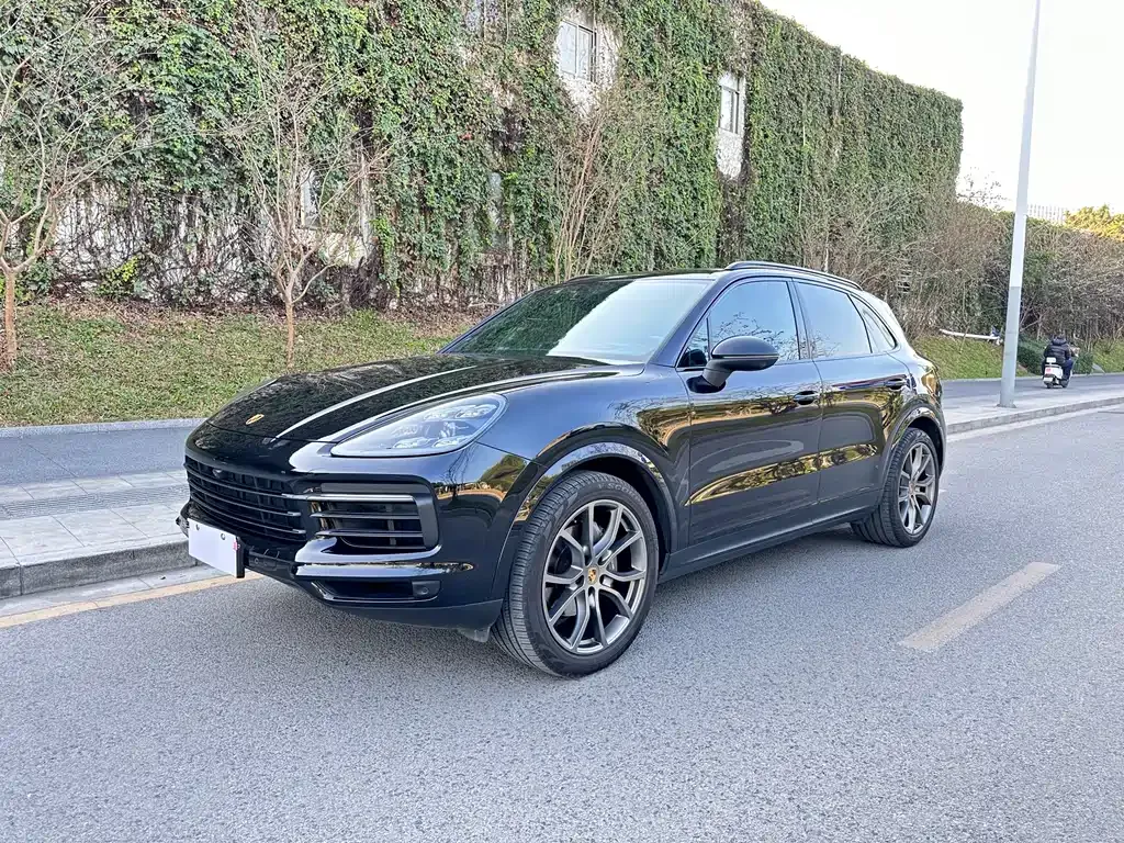 Porsche Cayenne — фото 7
