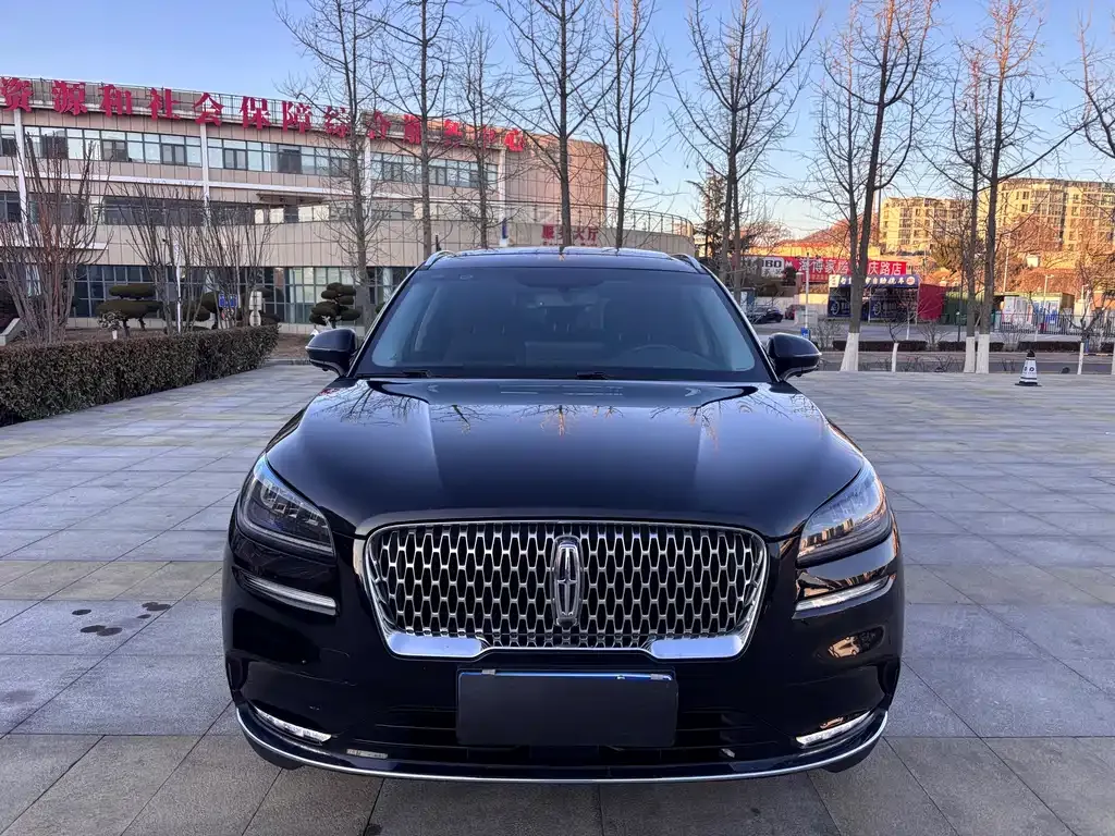 Lincoln Corsair — фото 1