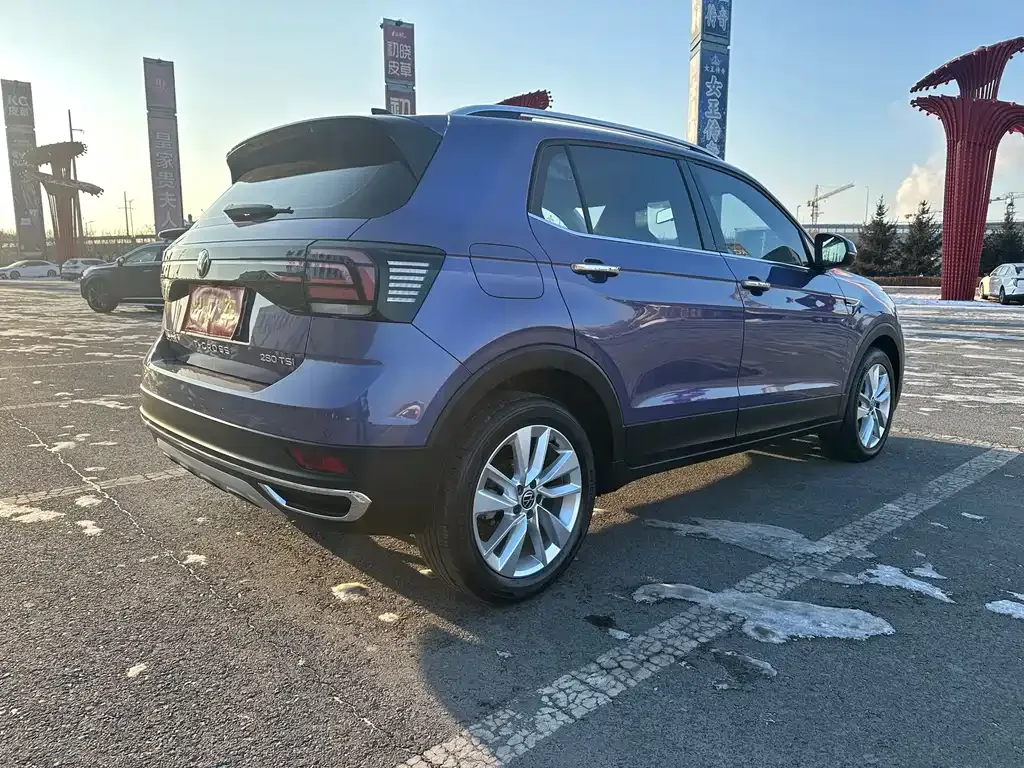 Volkswagen T-Cross — фото 7