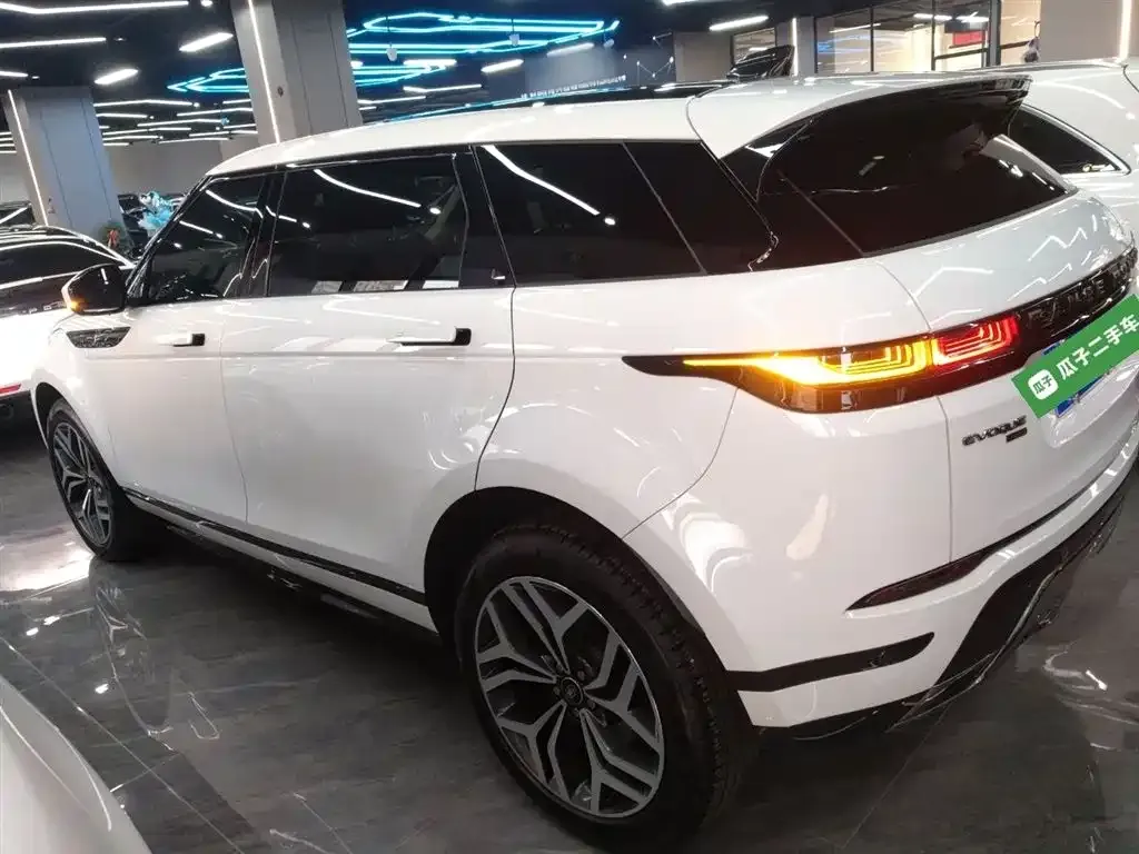 Land Rover Evoque — фото 8