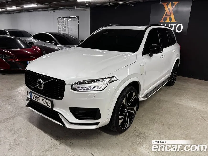 Volvo XC90 — фото 1