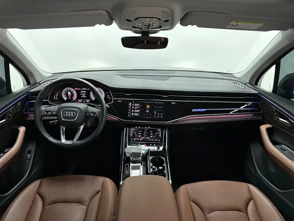 Audi Q7 — фото 9