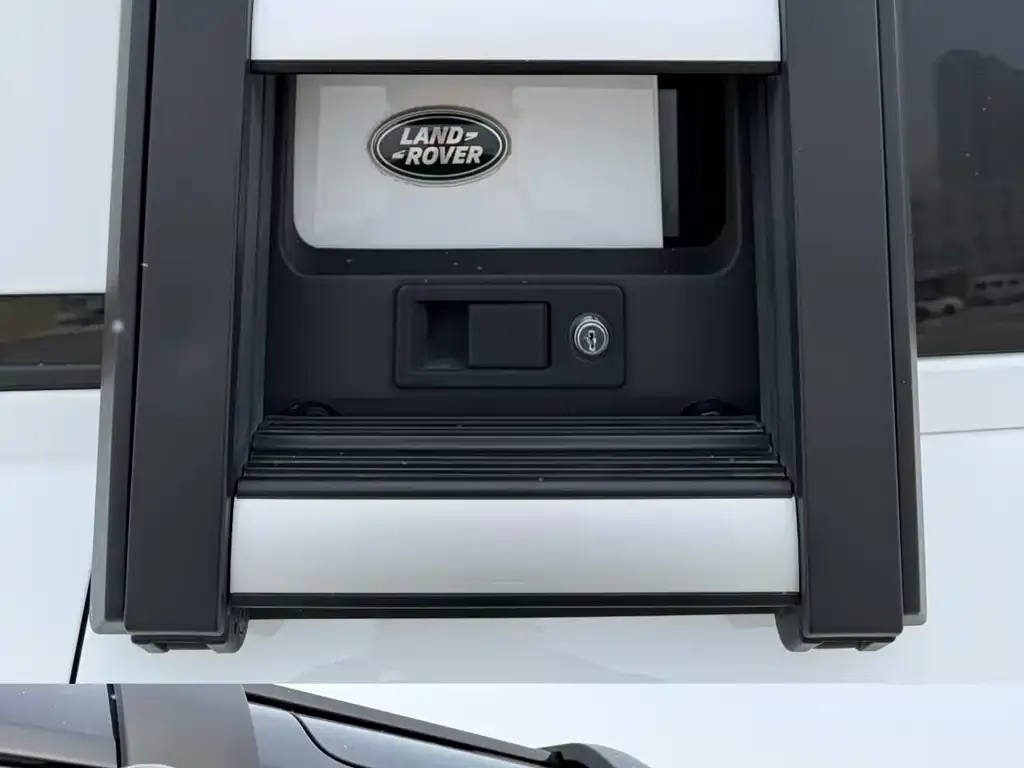 Land Rover Defender — фото 9