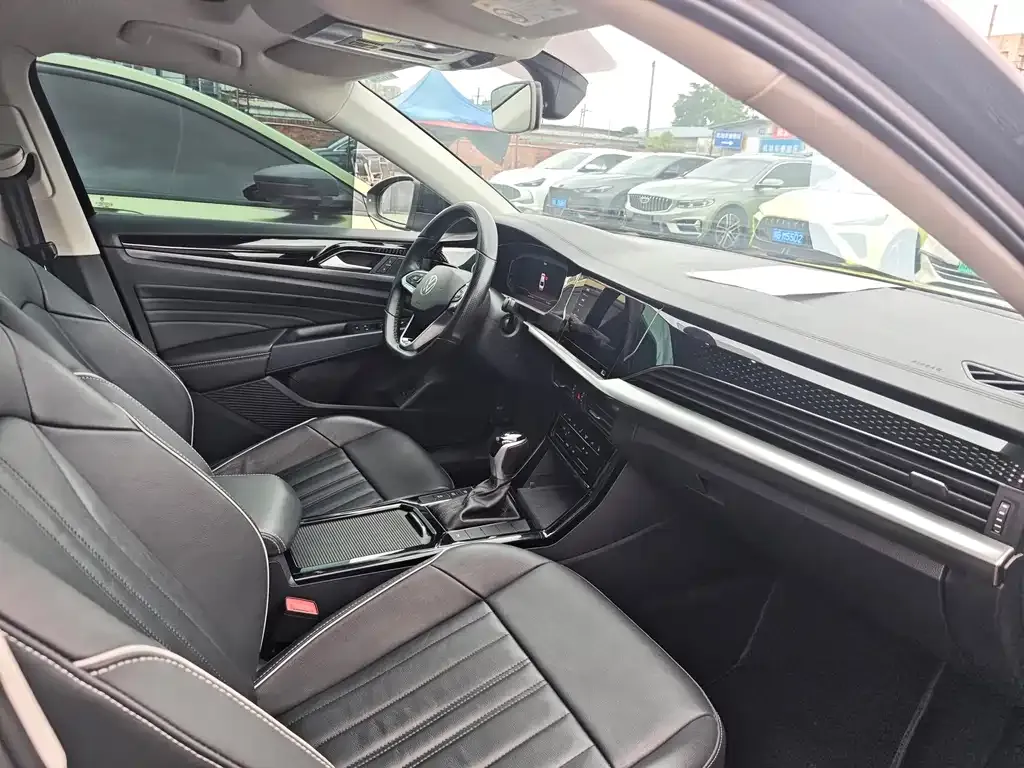 Volkswagen Passat — фото 4
