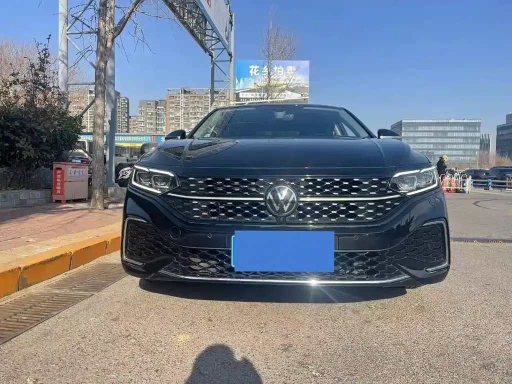 Volkswagen Passat — фото 3