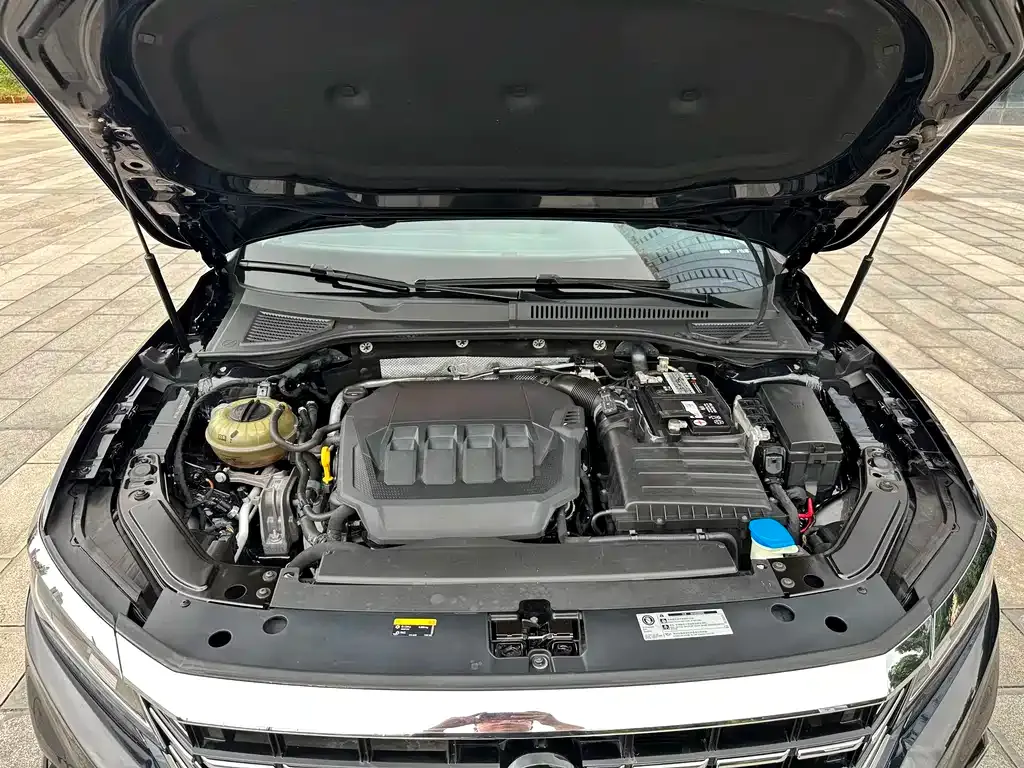 Volkswagen Passat — фото 5