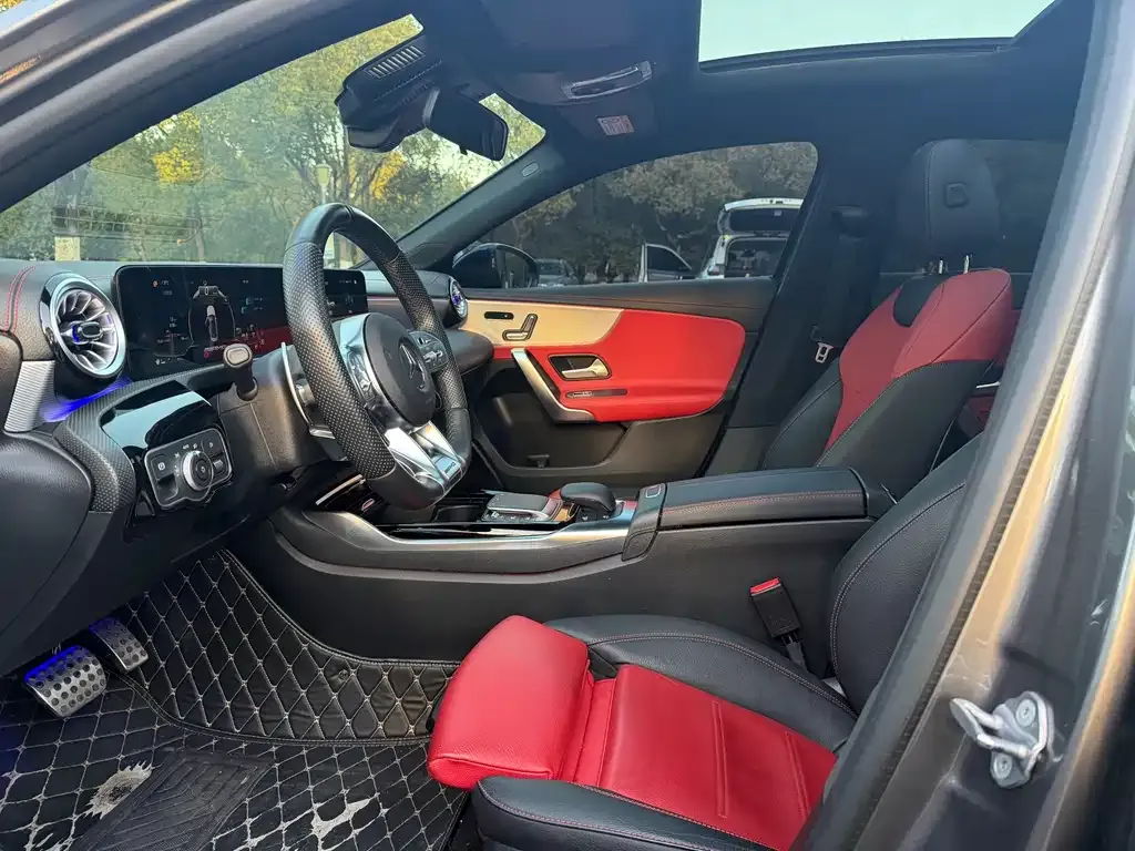 Mercedes-Benz A-Class AMG — фото 2