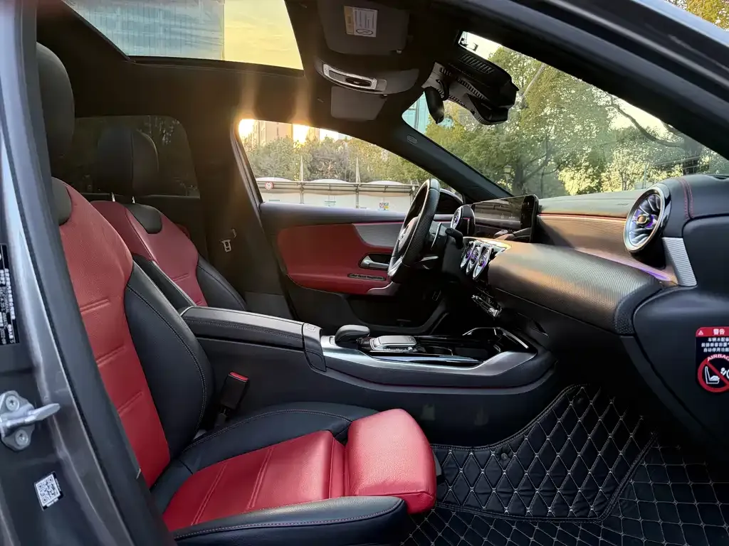 Mercedes-Benz A-Class AMG — фото 5