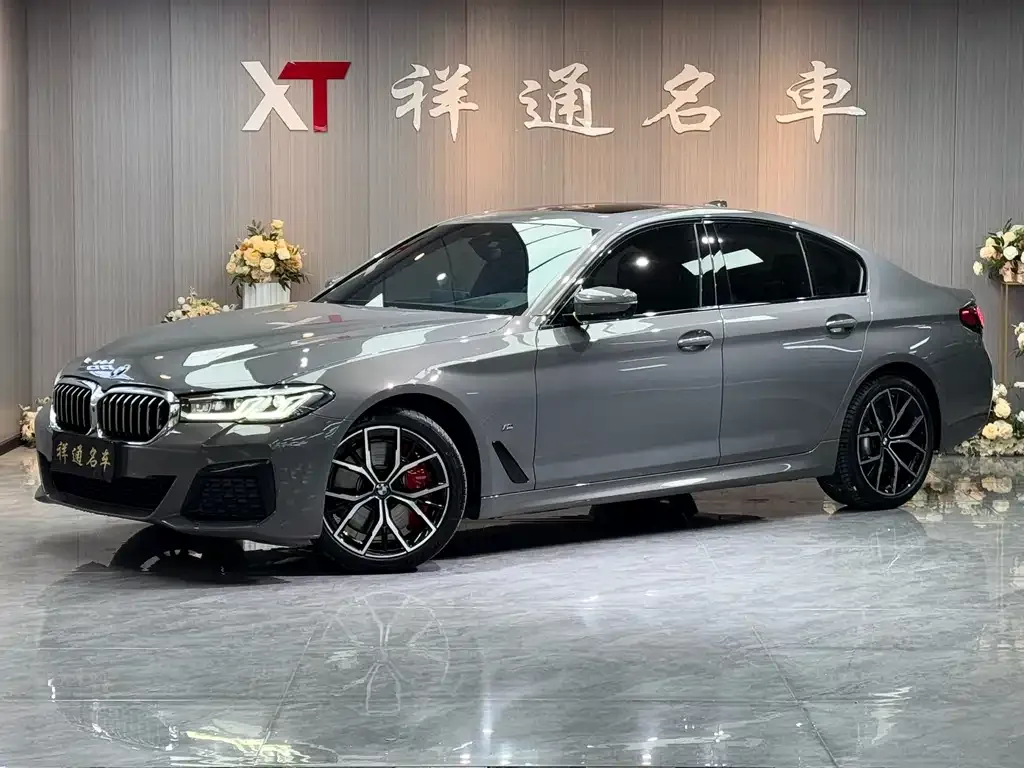 BMW 5 Series (Import) — фото 1