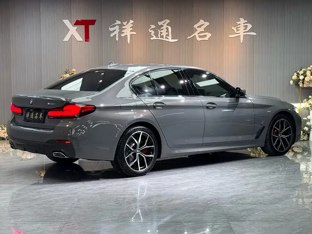 BMW 5 Series (Import) — фото 9