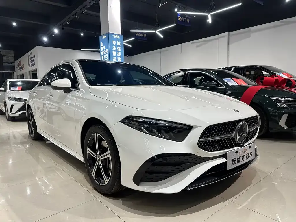 Mercedes-Benz A-Class — фото 8