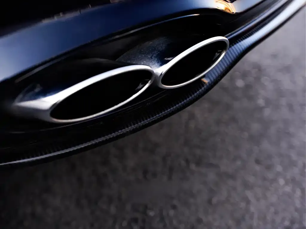 Bentley Flying Spur — фото 2
