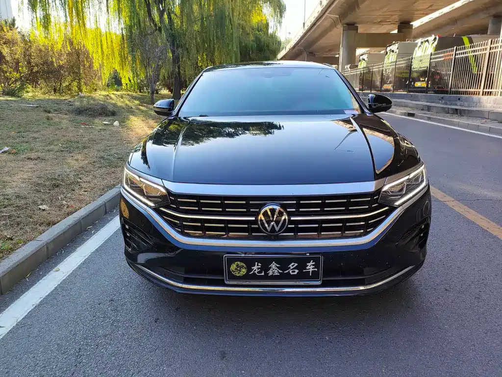 Volkswagen Passat — фото 9