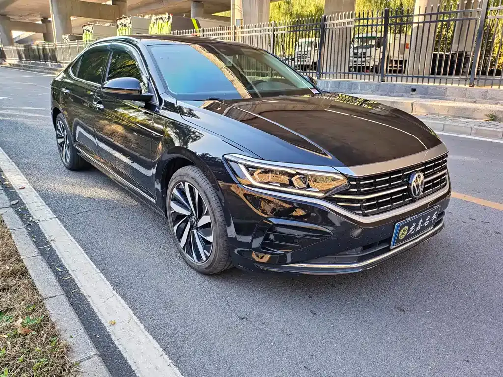 Volkswagen Passat — фото 8