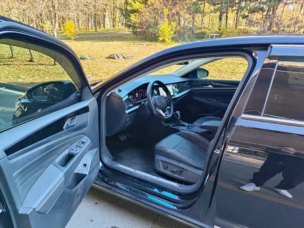 Volkswagen Passat — фото 7