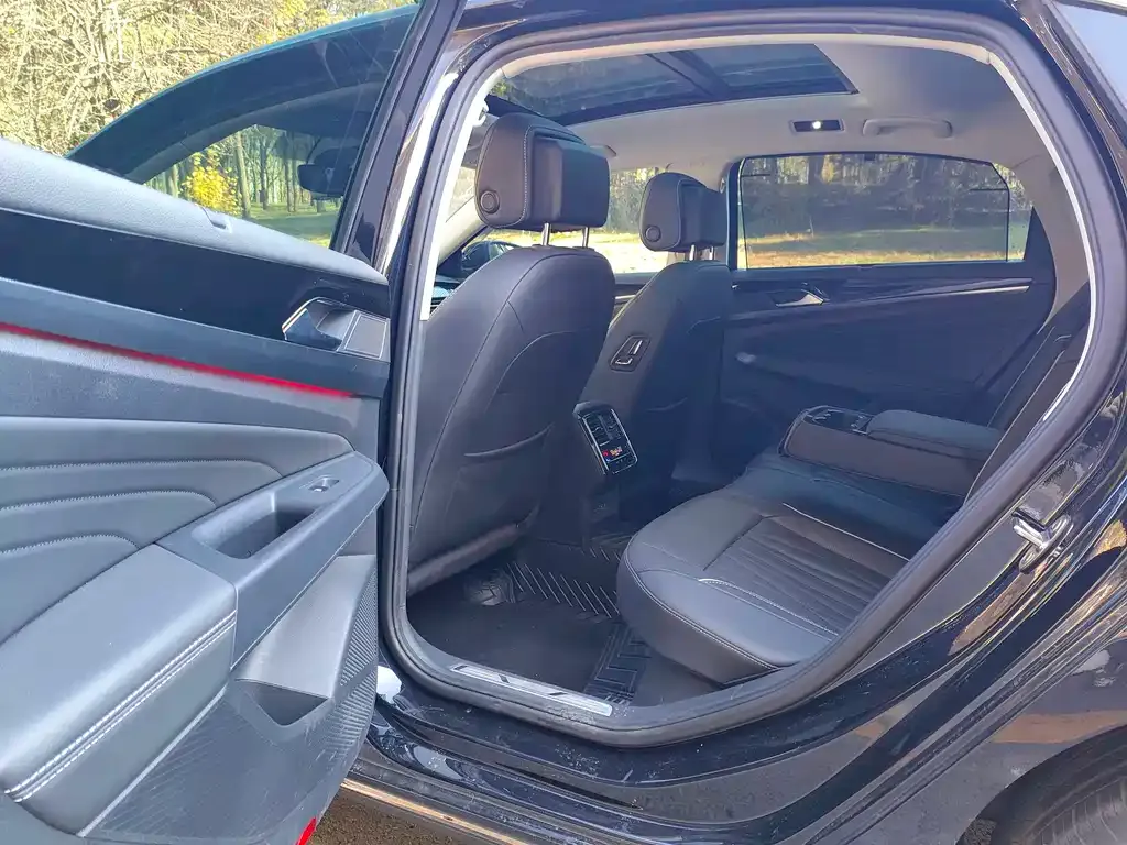 Volkswagen Passat — фото 3