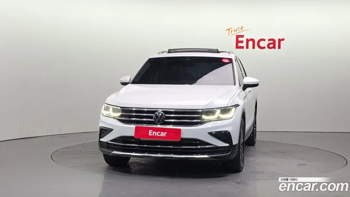 Volkswagen Tiguan — фото 2