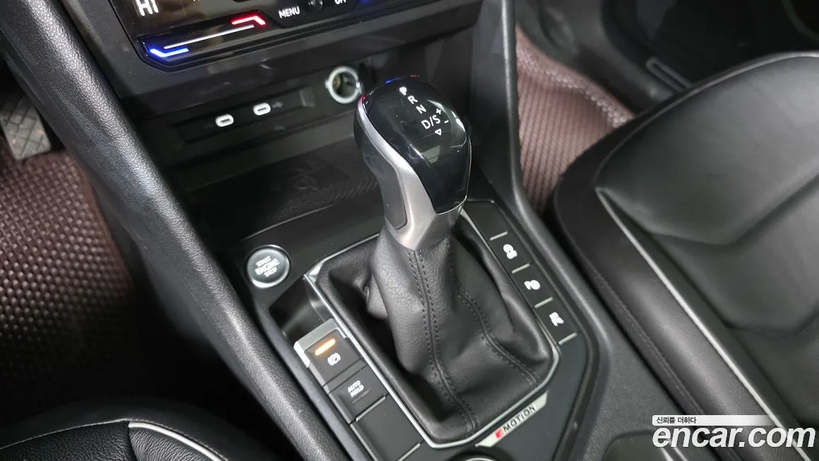 Volkswagen Tiguan — фото 7