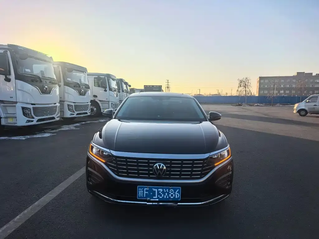 Volkswagen Passat — фото 2